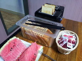 Отель Jeju Masil Guesthouse